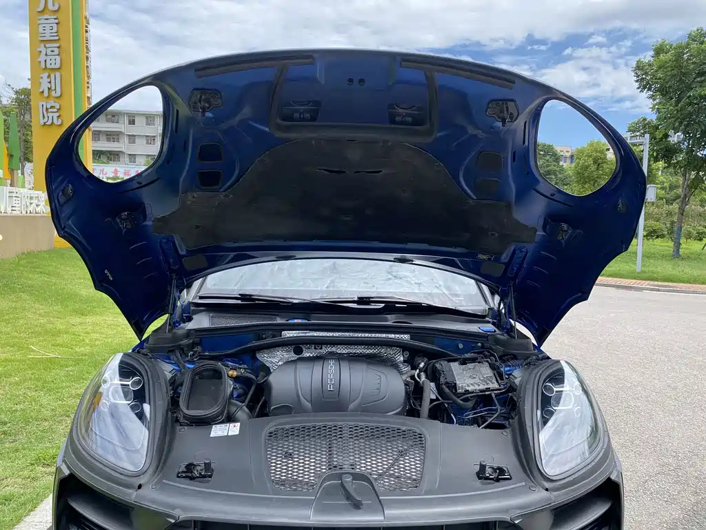 Porsche Macan — миниатюра 22