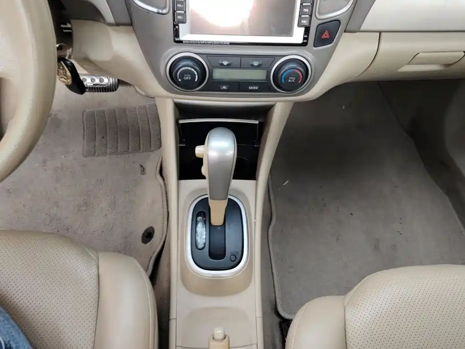 Nissan Sylphy — миниатюра 16