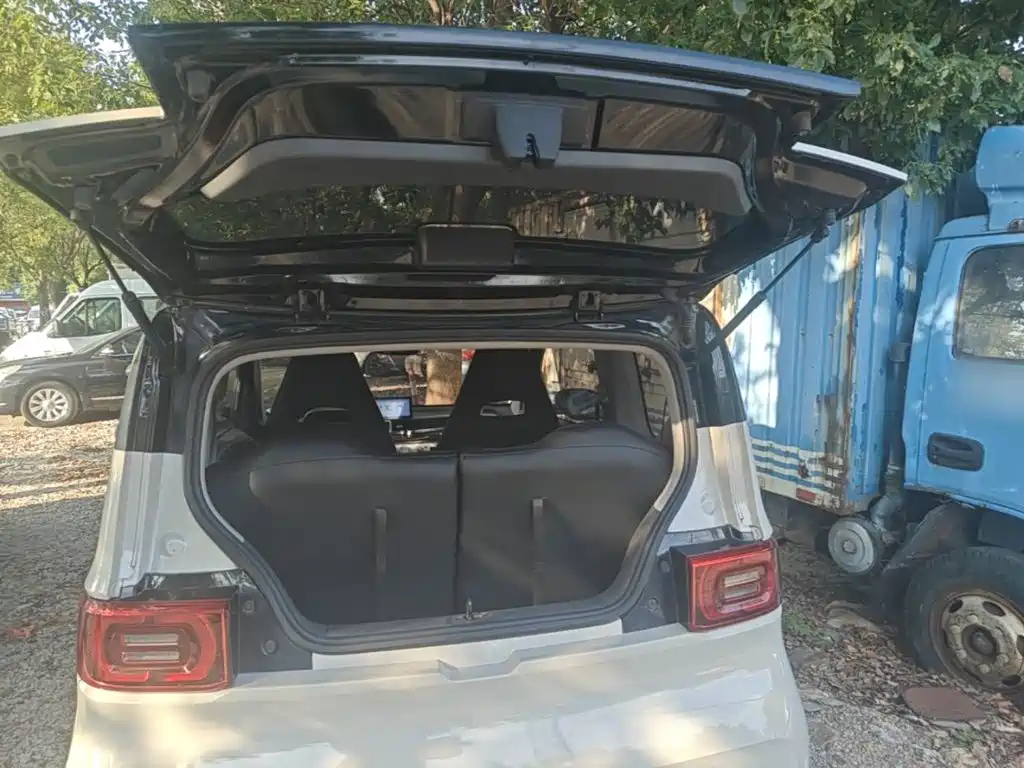Wuling MINIEV — миниатюра 19