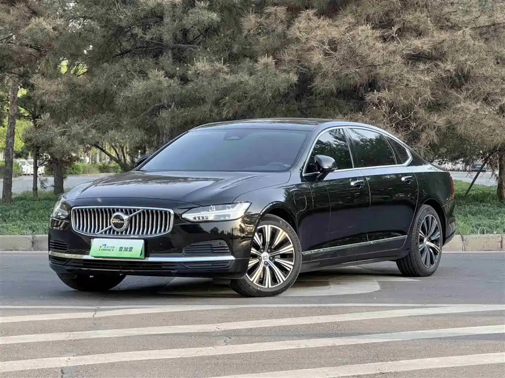 Volvo S90 PHEV 2022