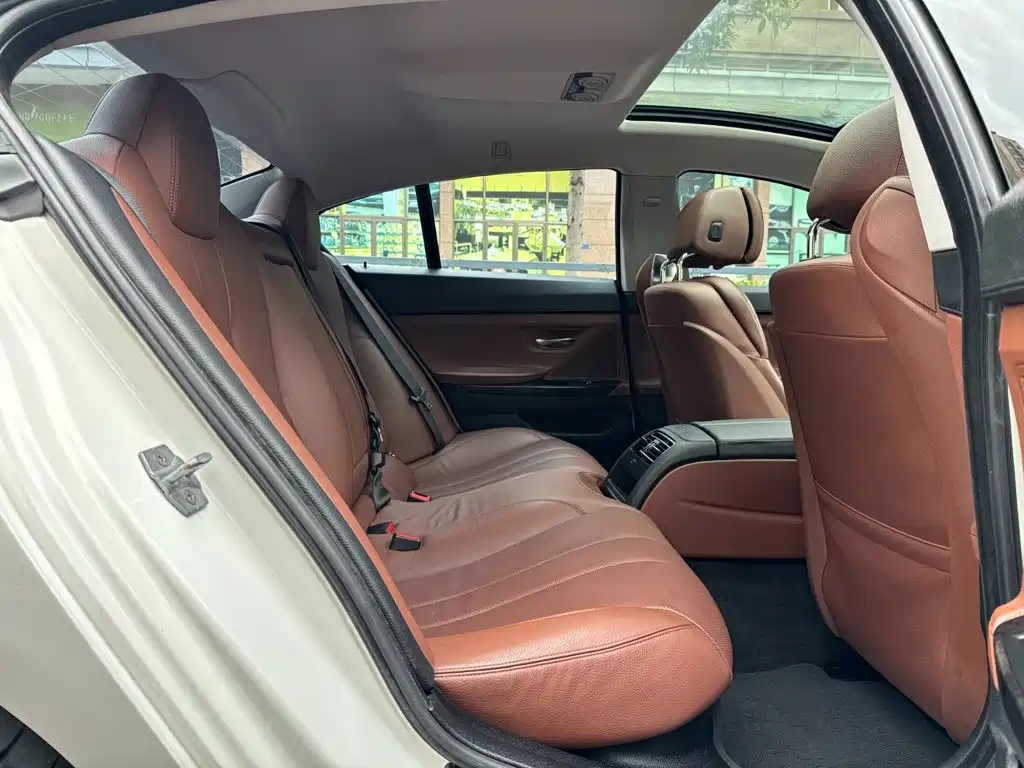 BMW 6 Series — миниатюра 27