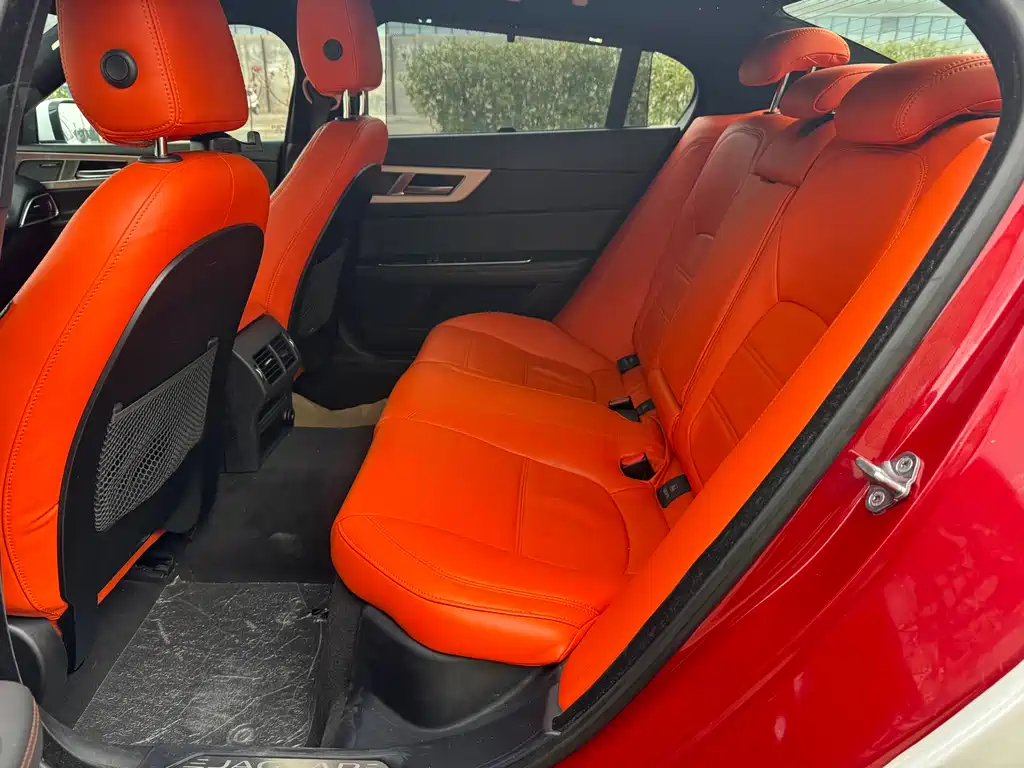 Jaguar XEL 2.0T 200PS Premium Edition, фото 8
