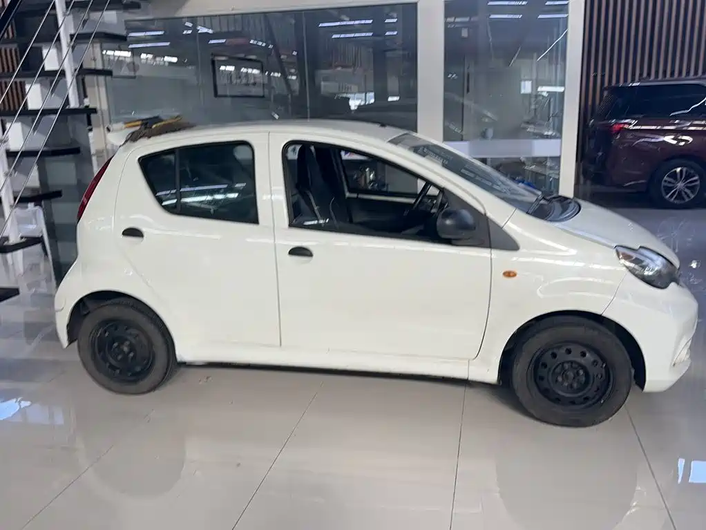 BYD F0 — миниатюра 5