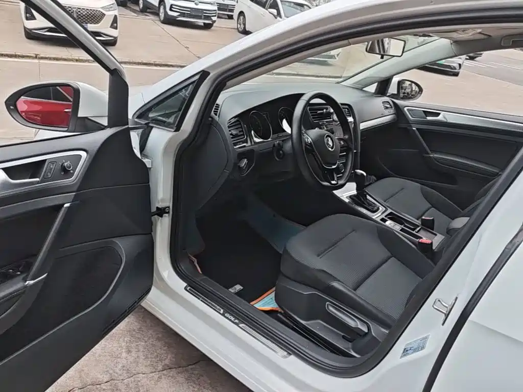 Volkswagen Golf — миниатюра 16