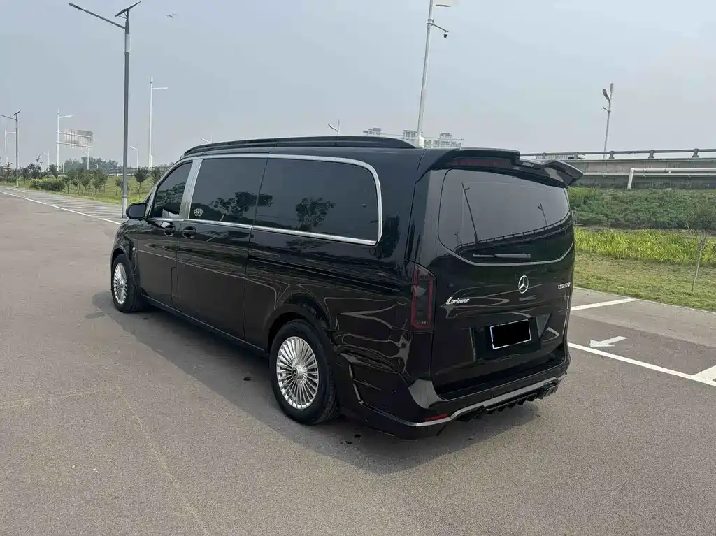 Mercedes-Benz Vito — миниатюра 4