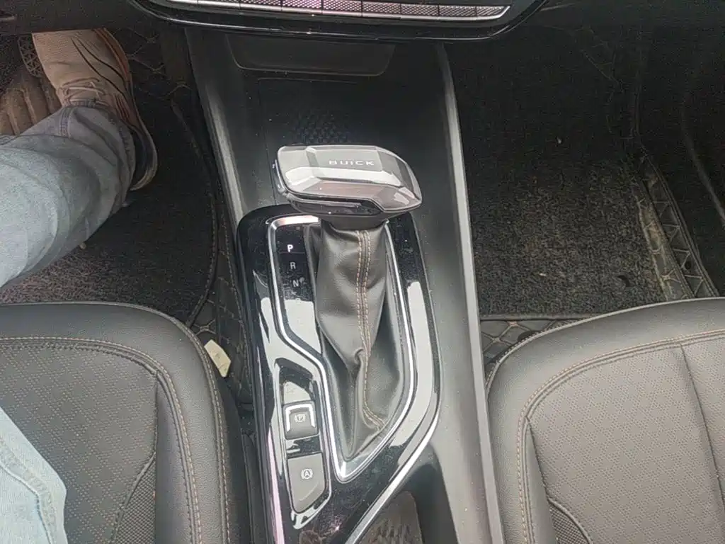 Buick Verano — миниатюра 14
