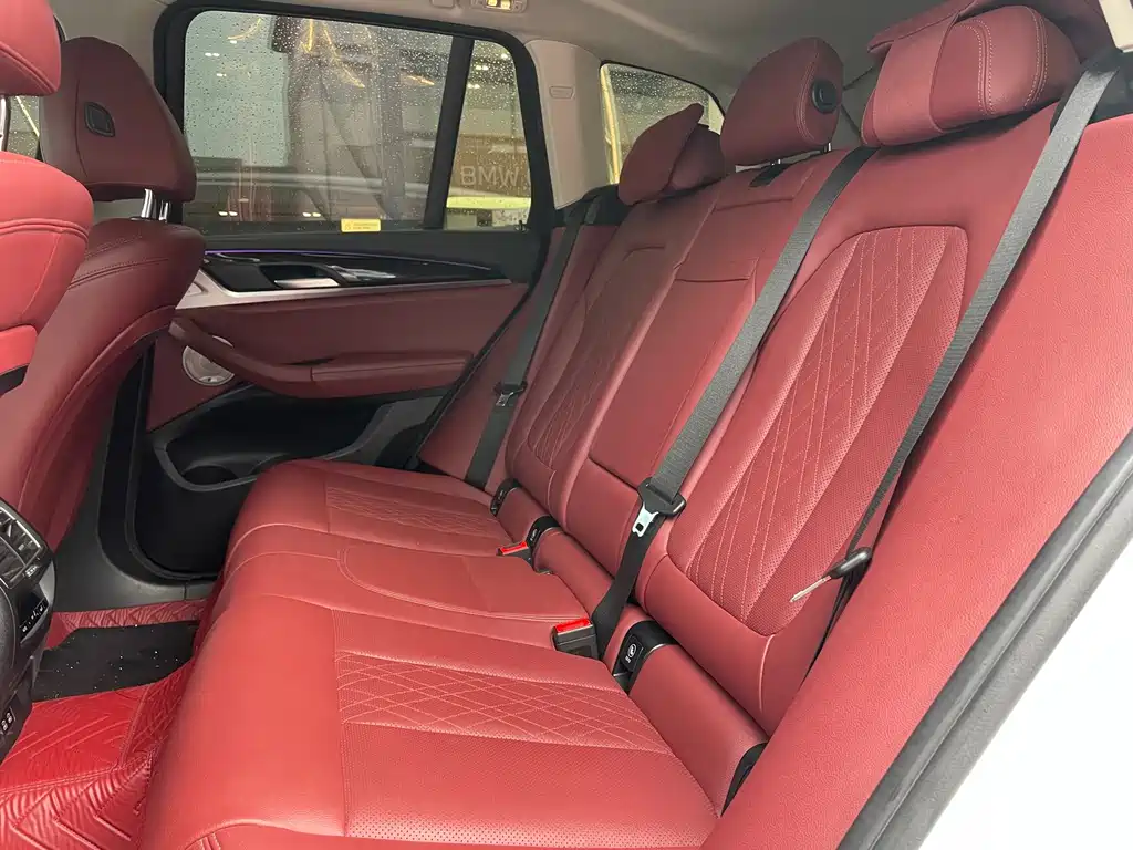 BMW iX3 — миниатюра 9