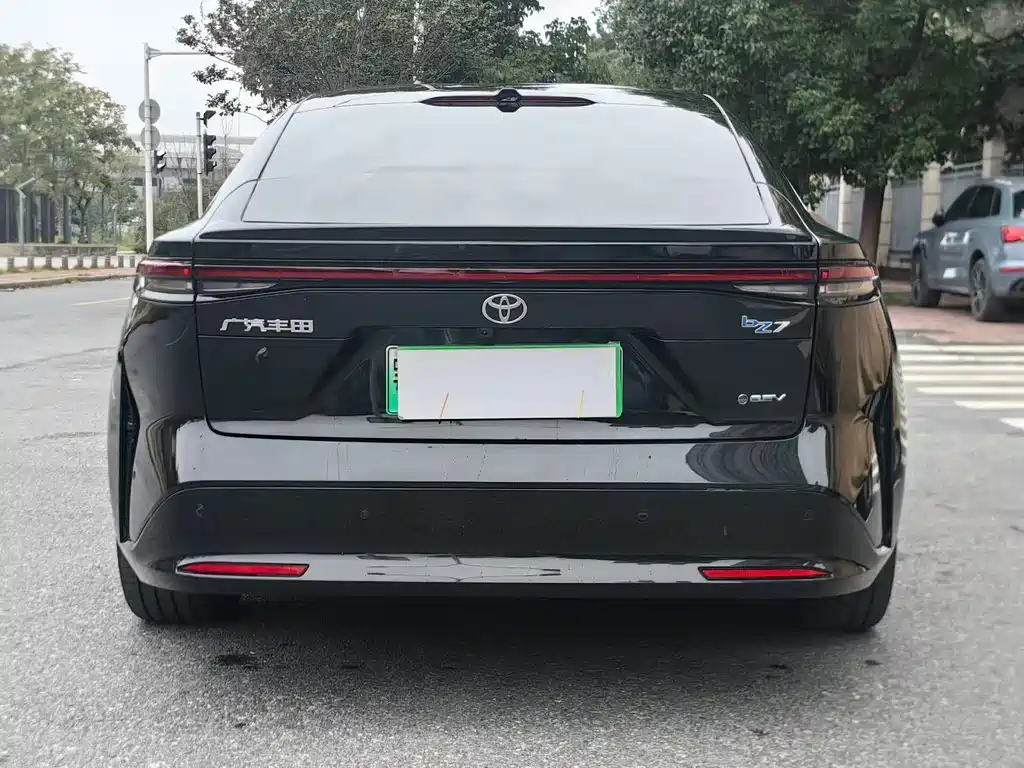 Toyota bZ7 — миниатюра 15