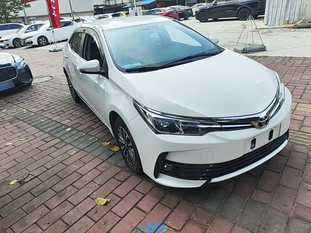 Toyota Corolla — миниатюра 4