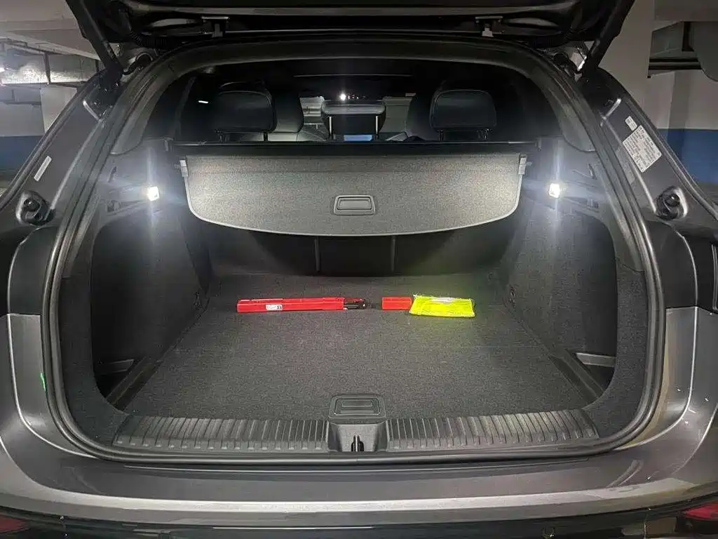 Audi Q6L e-tron — миниатюра 7