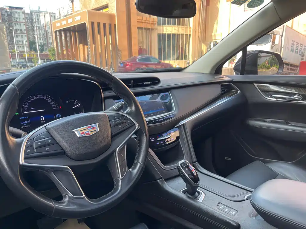 Cadillac XT5 — миниатюра 16