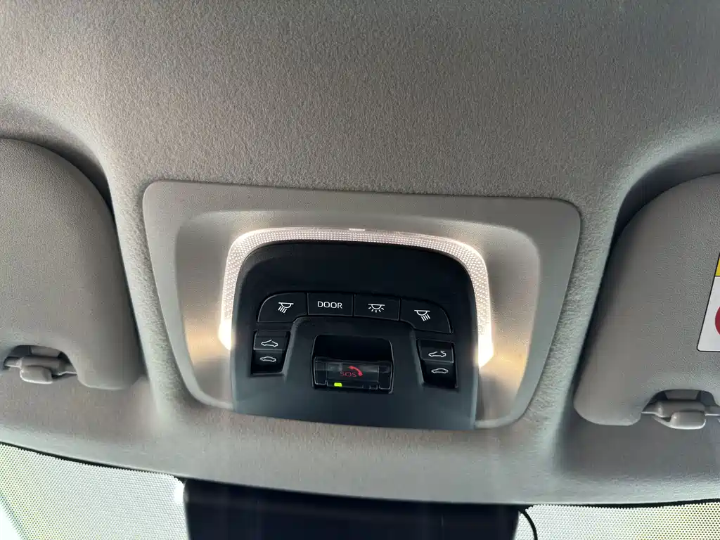 Toyota Frontlander — миниатюра 13