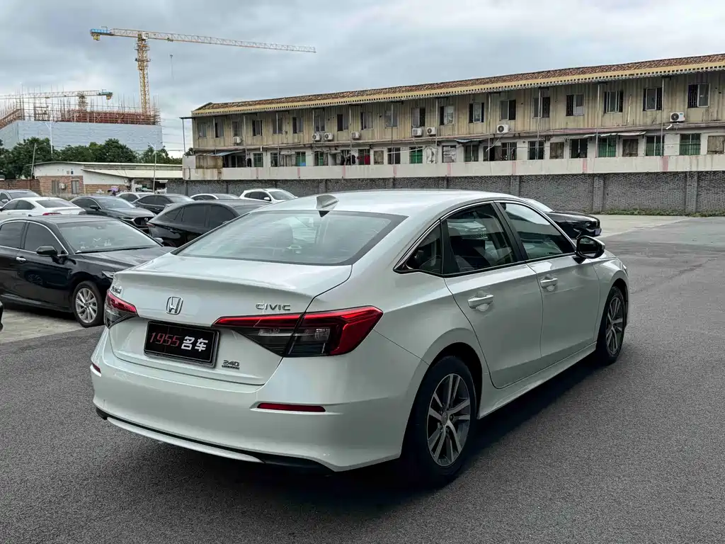 Honda Civic — миниатюра 9