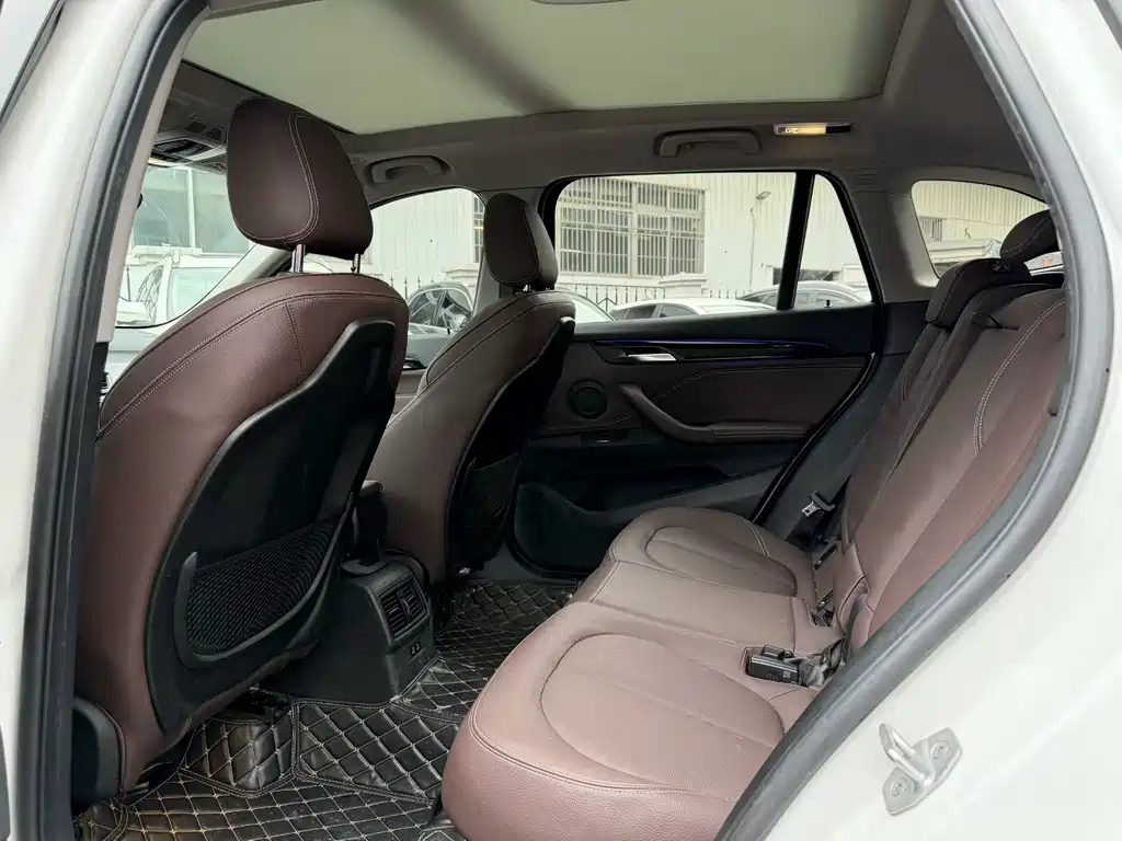 BMW X1 2022 sDrive20Li Premium