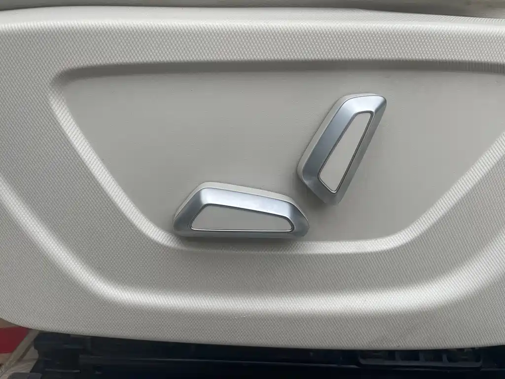 GEELY AUTOMOBILE GEELY ICON