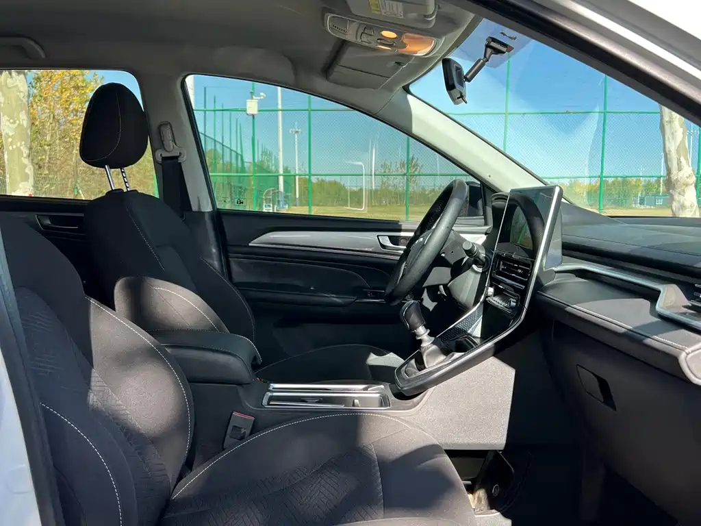 Haval M6 — миниатюра 8