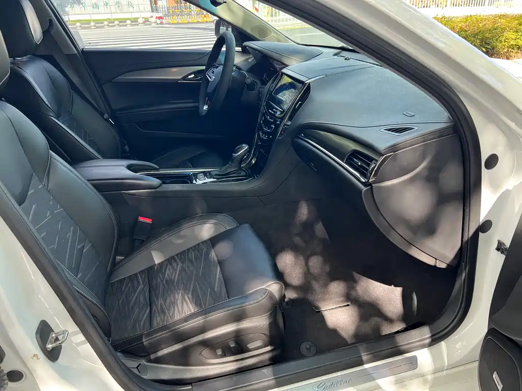 Cadillac ATS-L — миниатюра 12