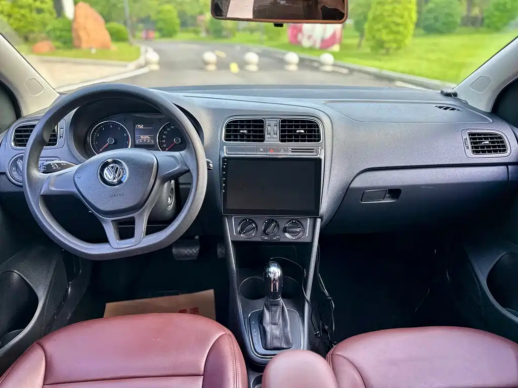 Volkswagen Polo — миниатюра 9