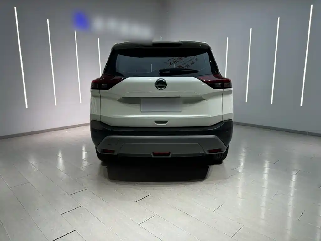 Nissan X-Trail — миниатюра 11