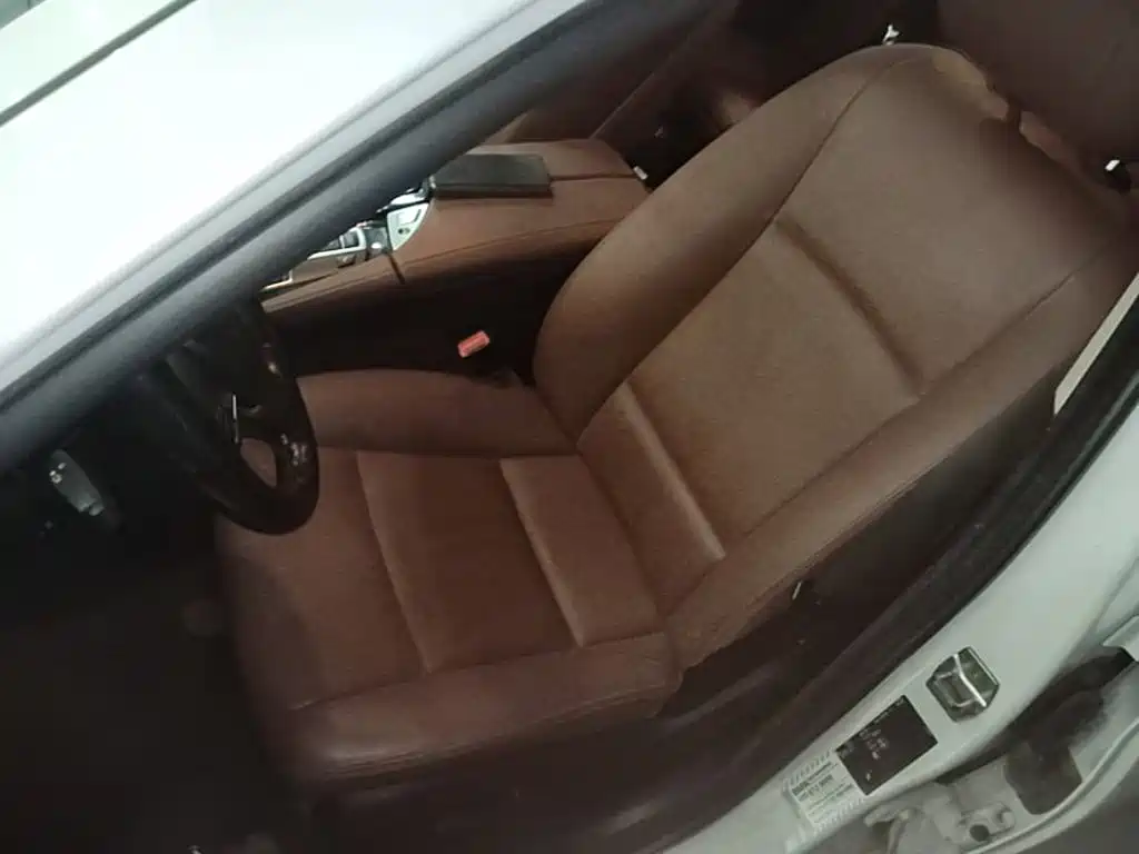 BMW 5 Series — миниатюра 15