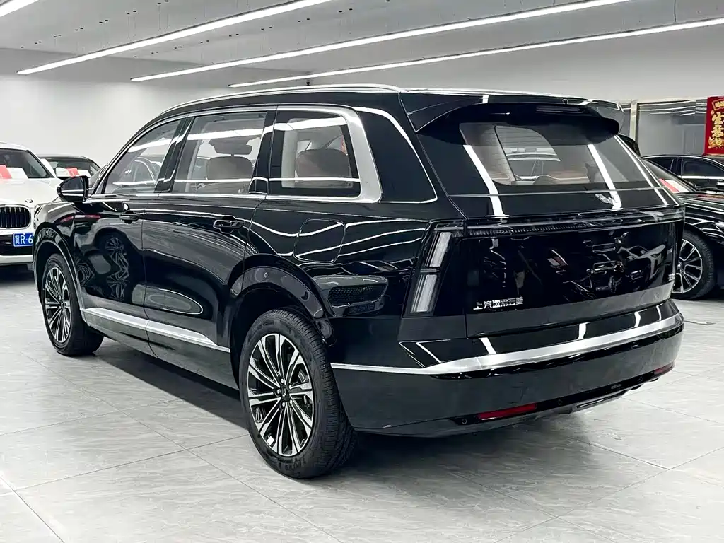 Wuling Xingguang L — миниатюра 4