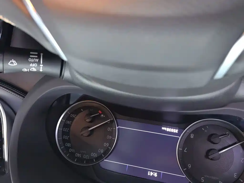 Infiniti QX50 — миниатюра 11