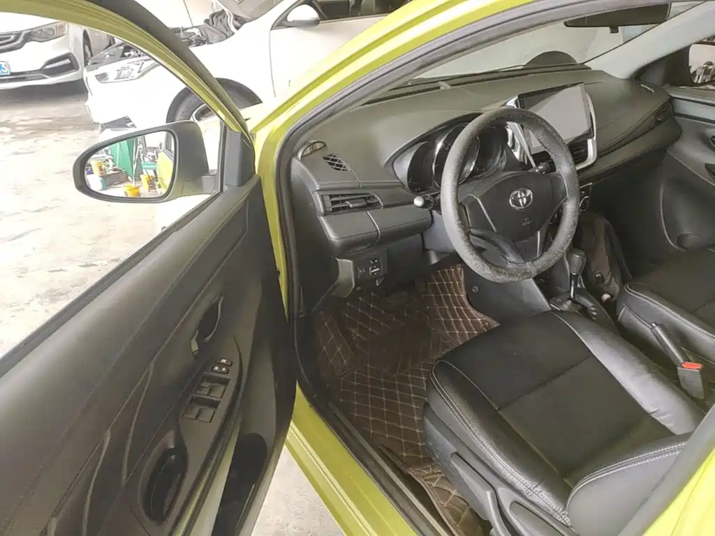 Toyota Yaris L — миниатюра 12
