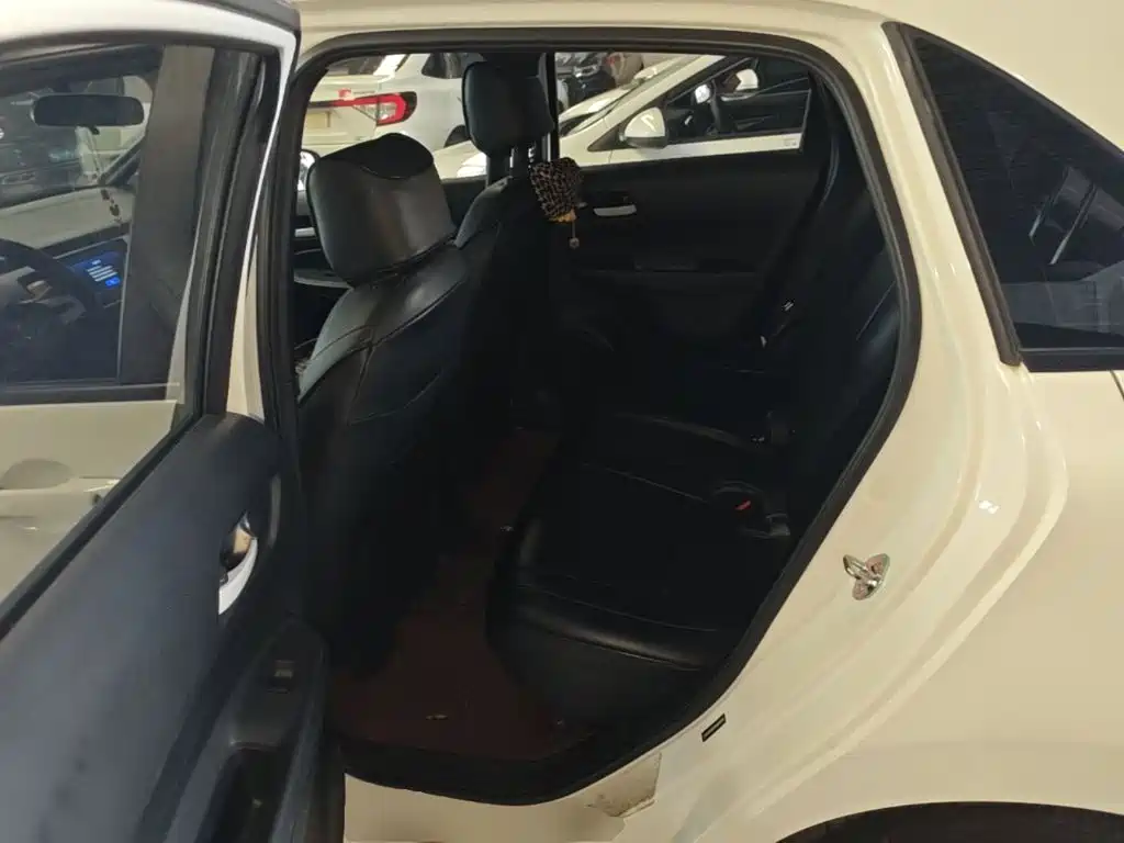 Honda Fit — миниатюра 17