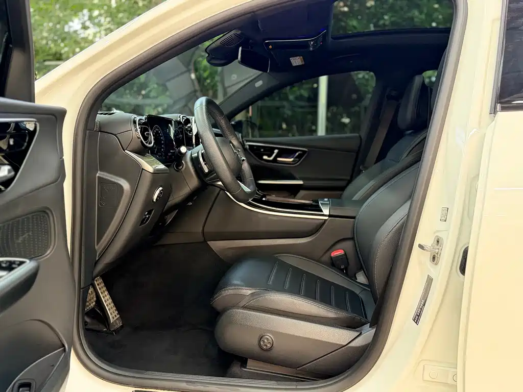 Mercedes-Benz GLC 2024 GLC 300 4MATIC SUV