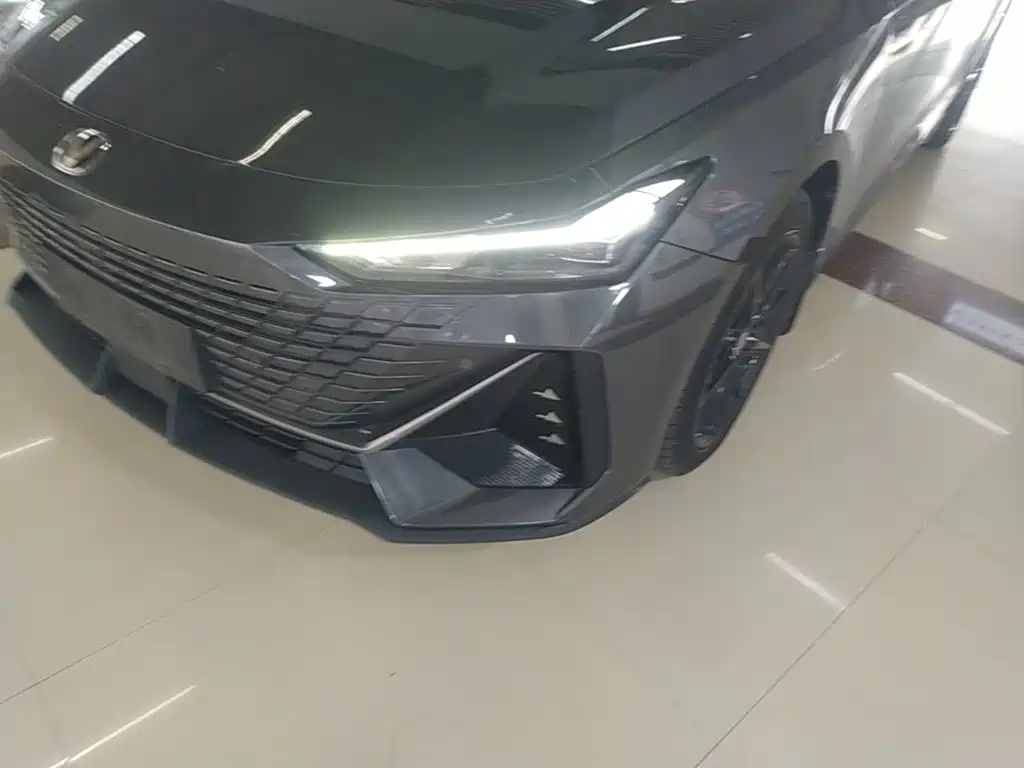 Changan UNI-V iDD — миниатюра 24