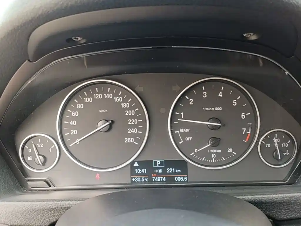 BMW 3 Series — миниатюра 12