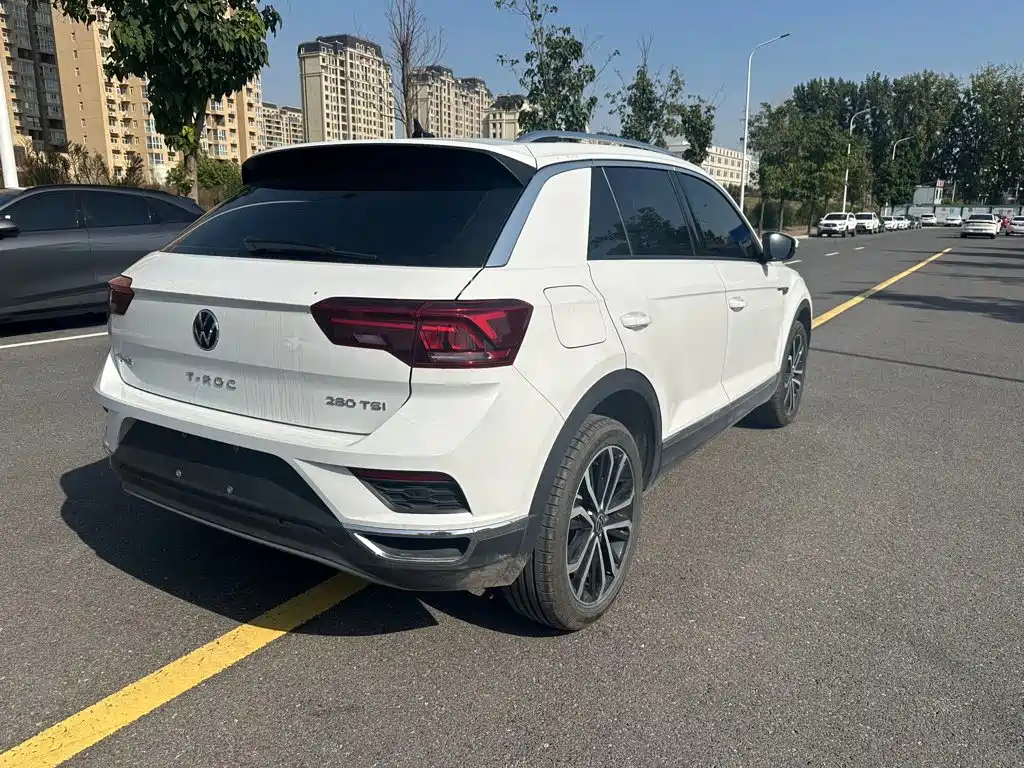 Volkswagen T-Roc — миниатюра 11