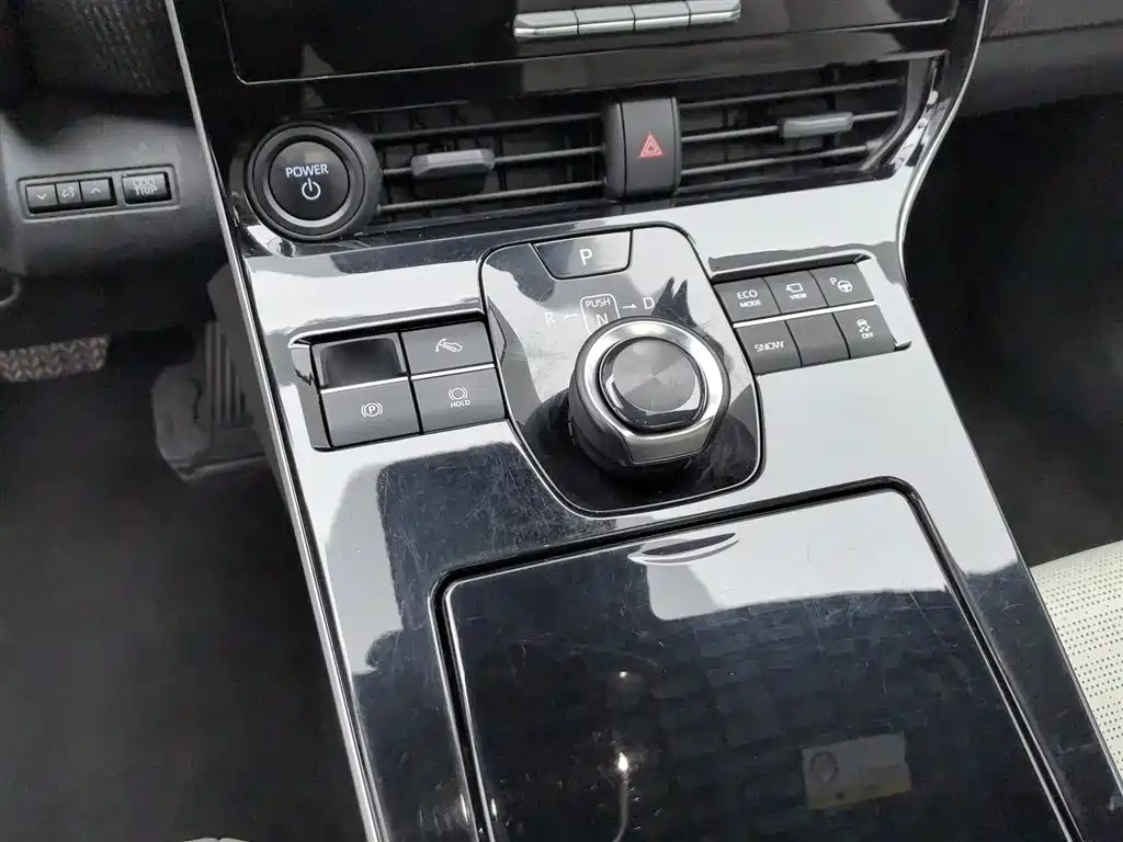 TOYOTA PLATINUM WISDOM 4X