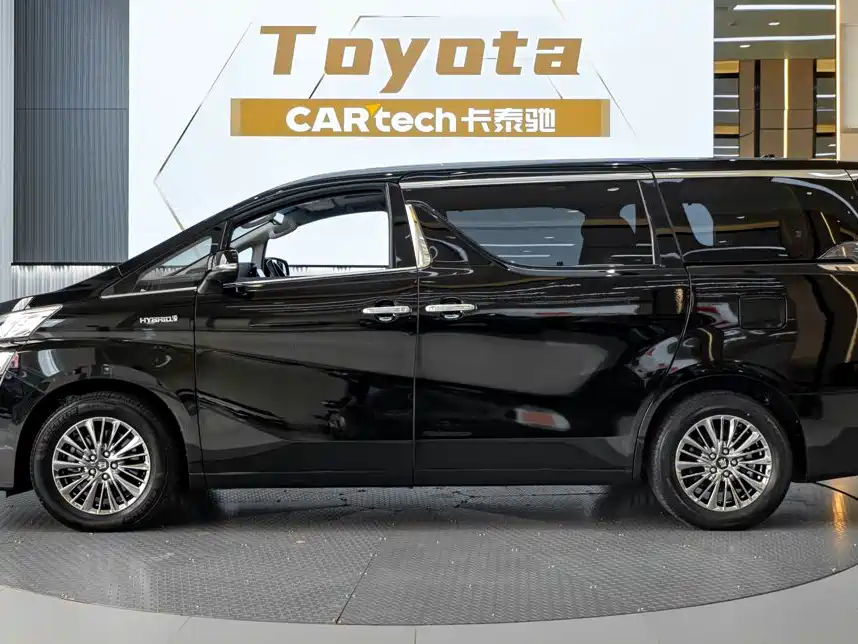 Toyota Vellfire — миниатюра 3