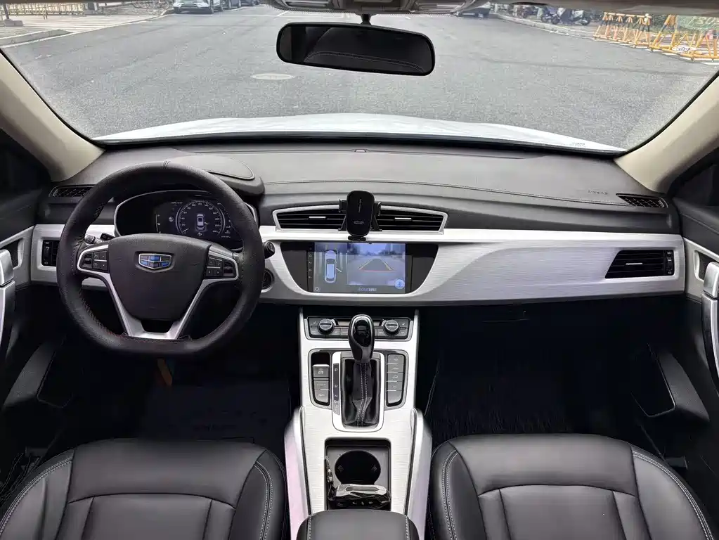Geely Boyue — миниатюра 16