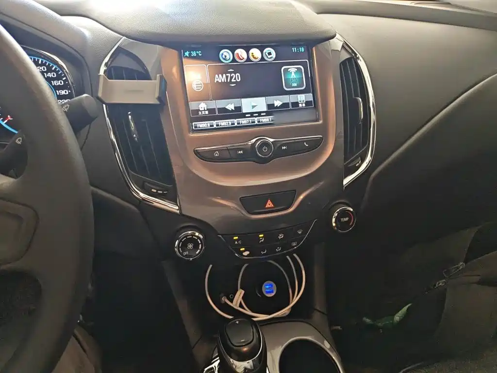 Chevrolet Cruze — миниатюра 6