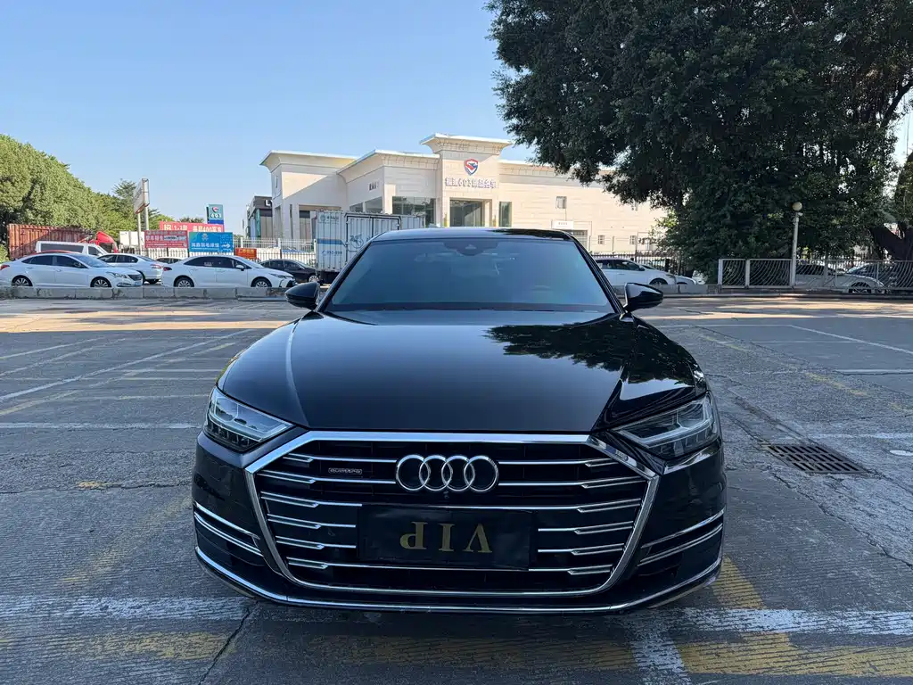 Audi A8 — миниатюра 2