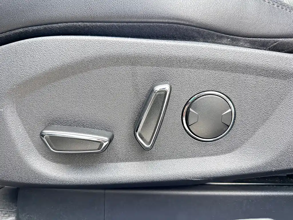Ford Taurus — миниатюра 17