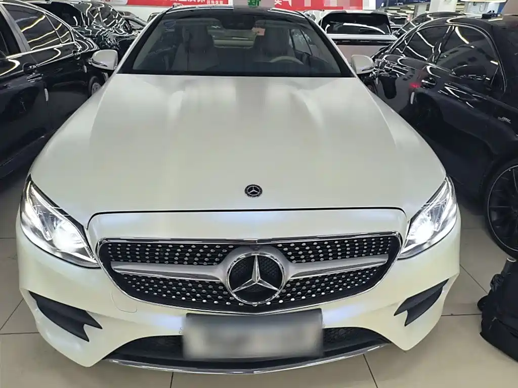 MERCEDES-BENZ E CLASS