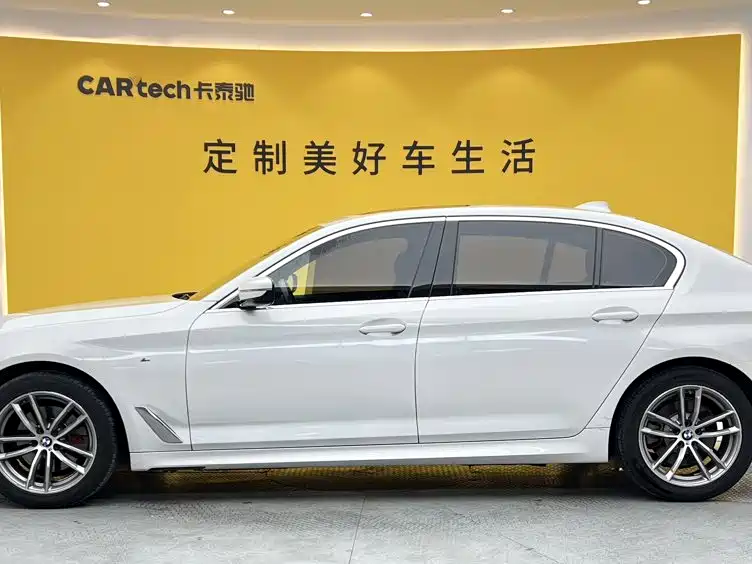 BMW 5 Series — миниатюра 6
