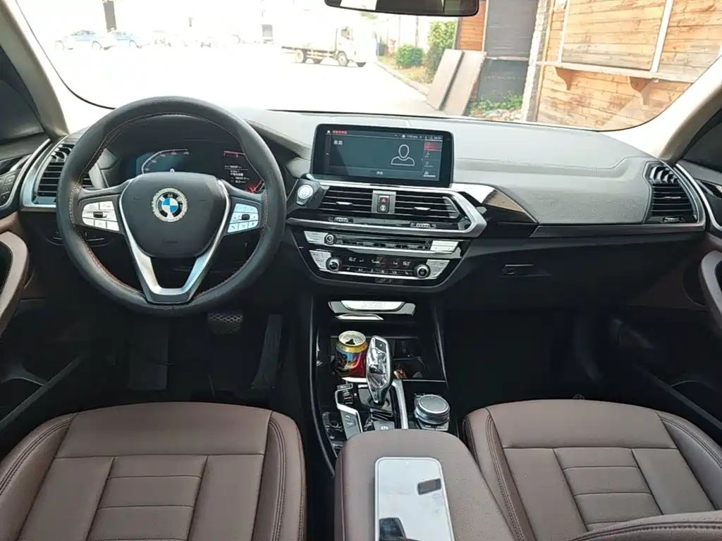 BMW X3 — миниатюра 10