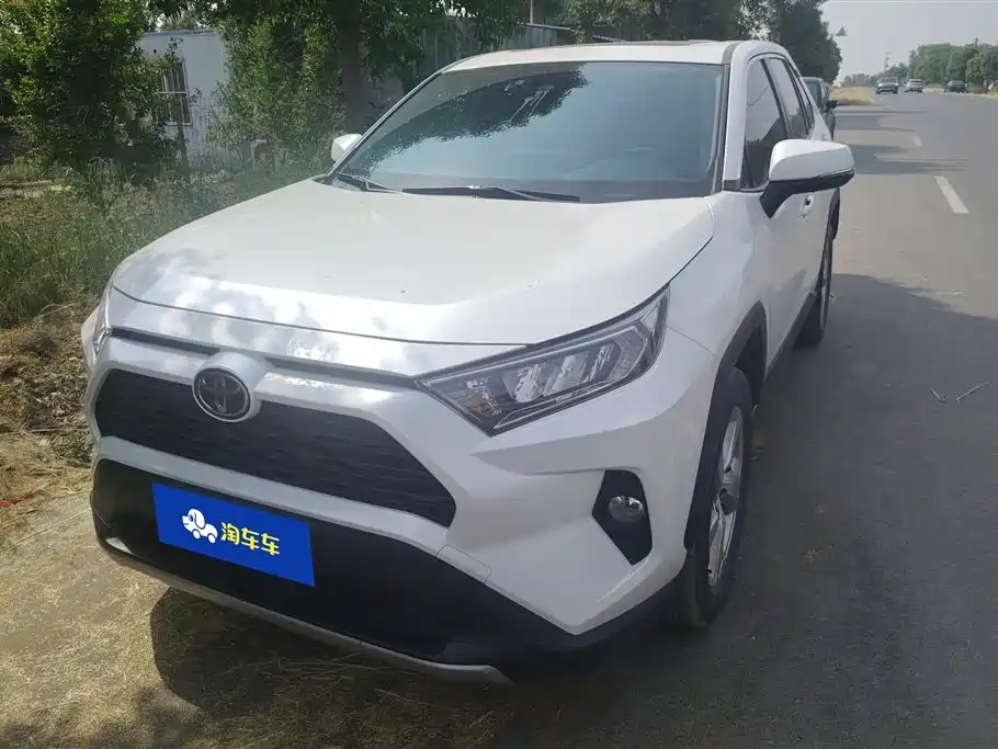 Toyota RAV4 2021