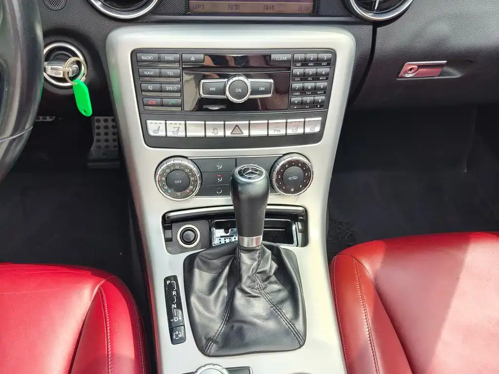 Mercedes-Benz SLK-Class — миниатюра 12