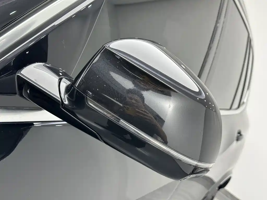 BMW X5 — миниатюра 24