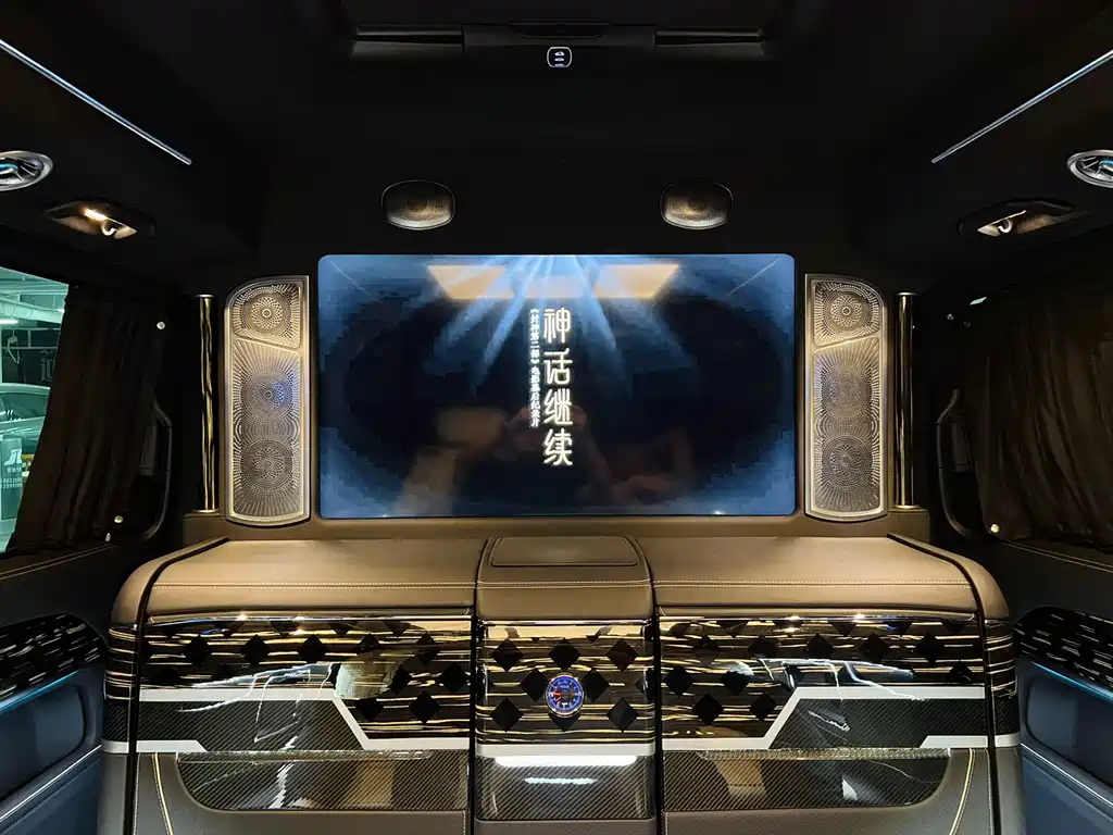 MERCEDES-BENZ V CLASS