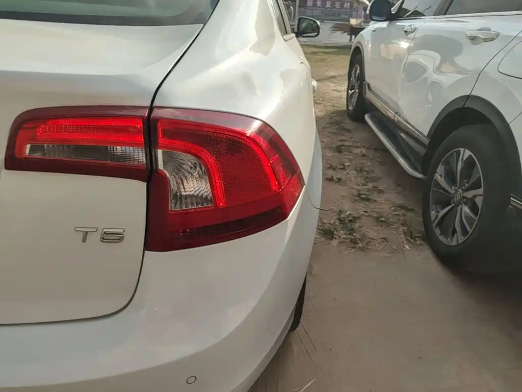 Volvo S60 — миниатюра 8