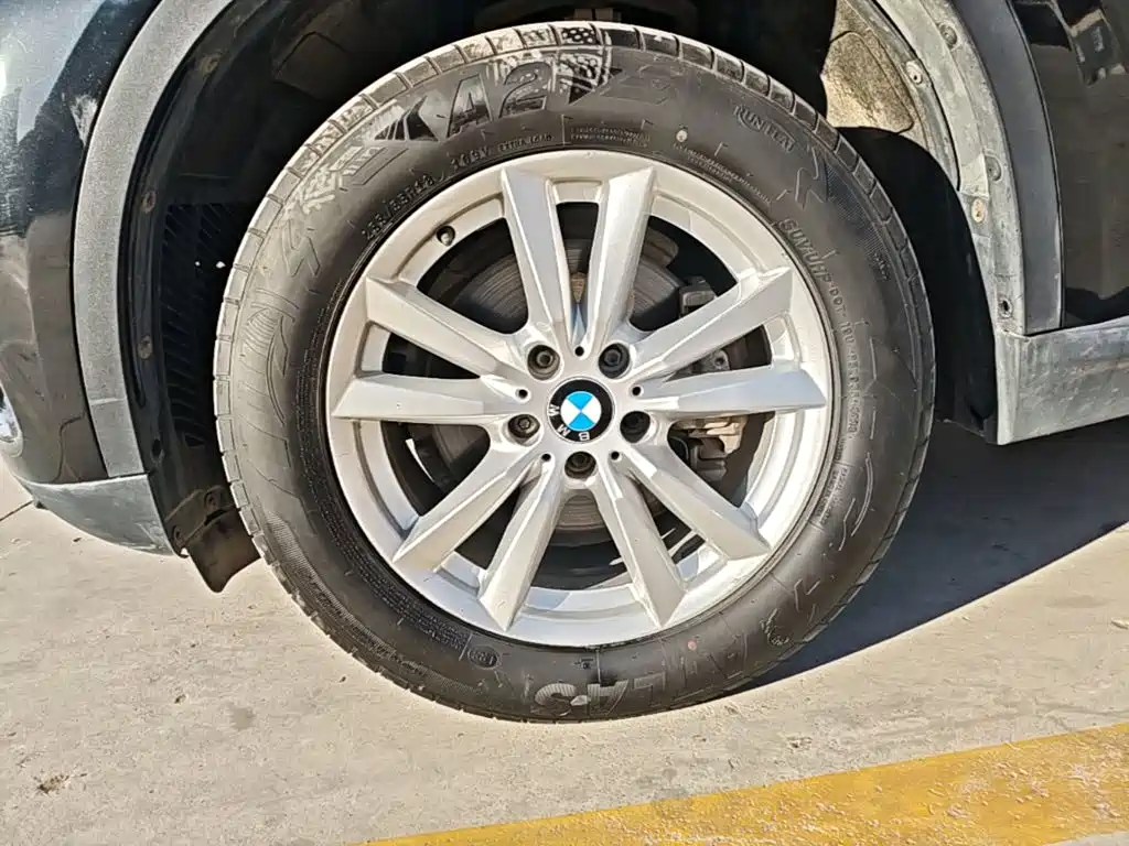 BMW X5 (Import) — миниатюра 23