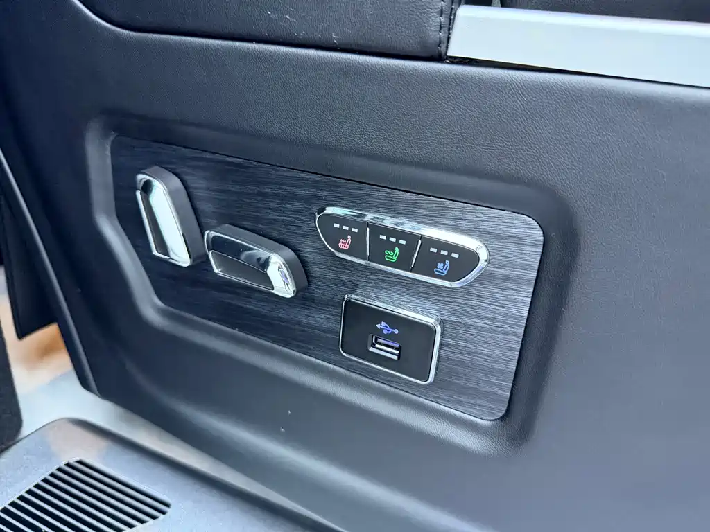 Mercedes-Benz Vito — миниатюра 10