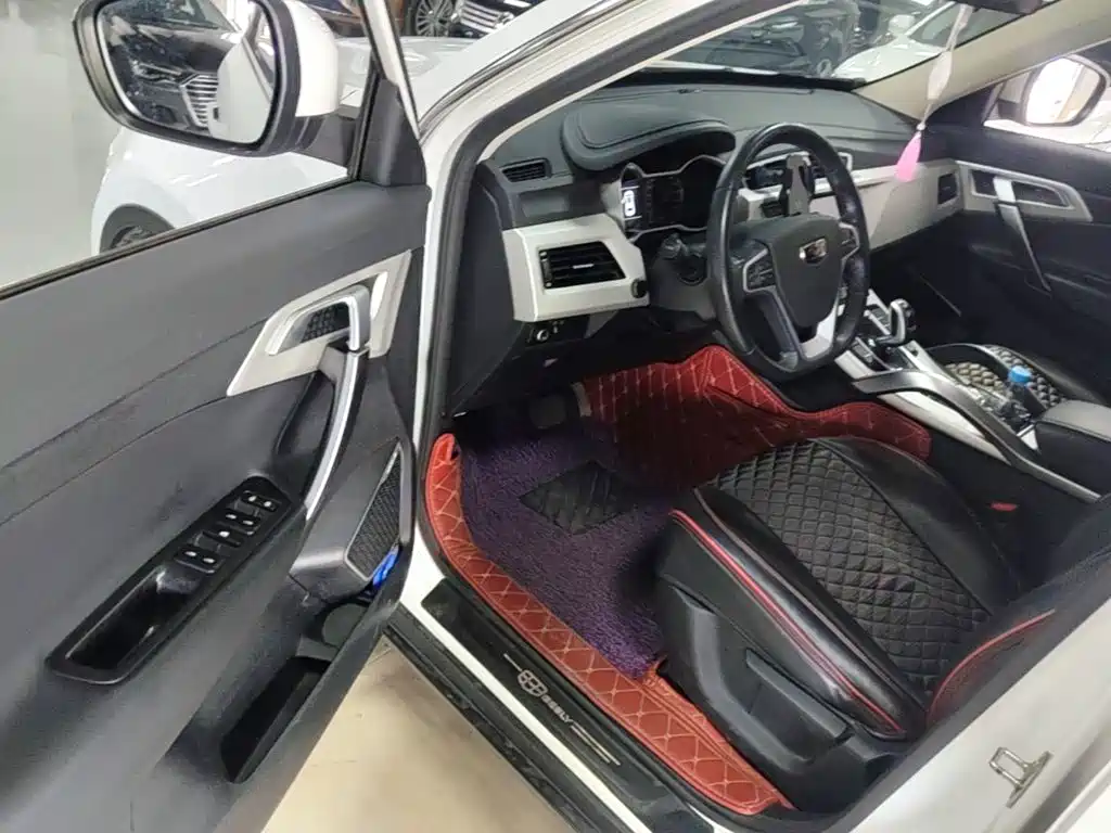 Geely Boyue — миниатюра 16