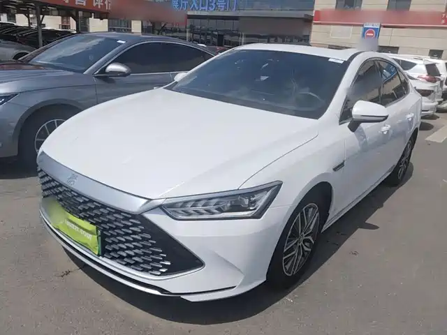 2022 BYD Qin